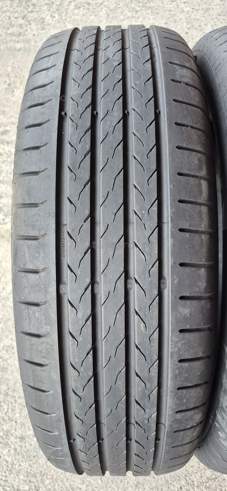 2 anvelope vara noi Continental 215/60/18,dot 2025.Pretul este pe bucata. 2