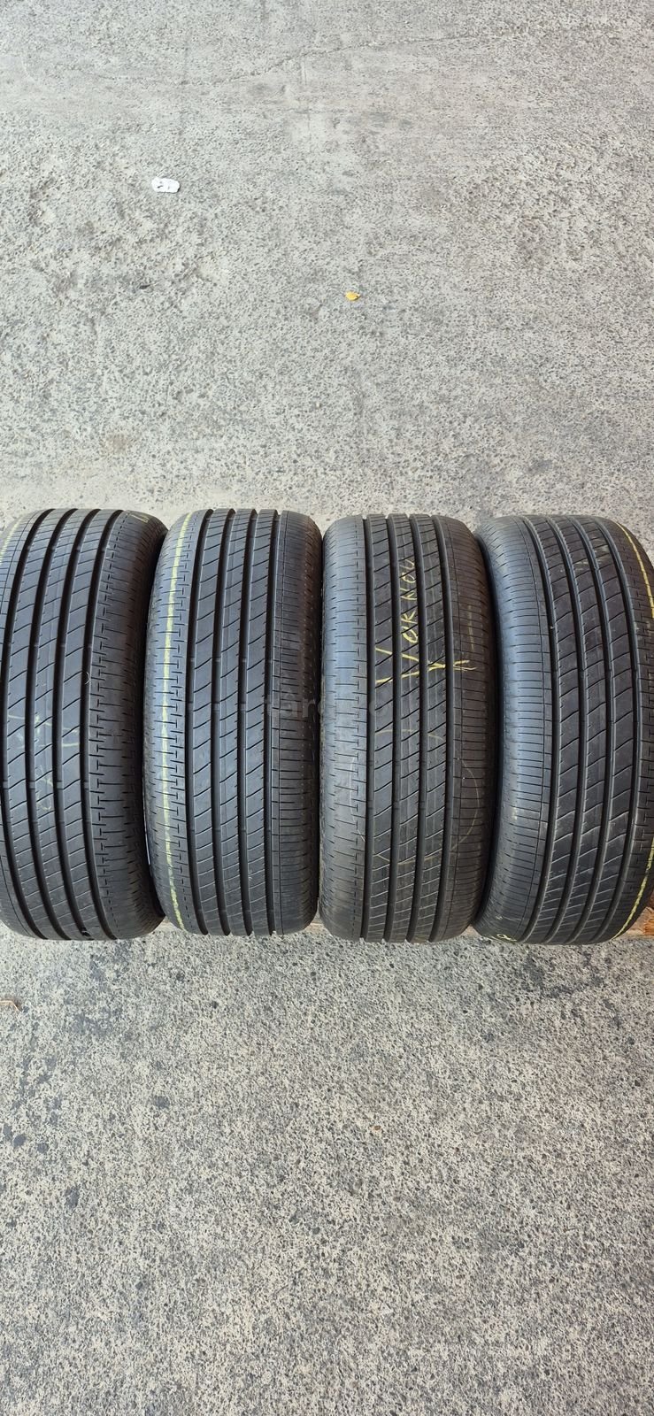 4 anvelope vara ca noi Bridgestone 215/45/18.Pretul este pe bucata.