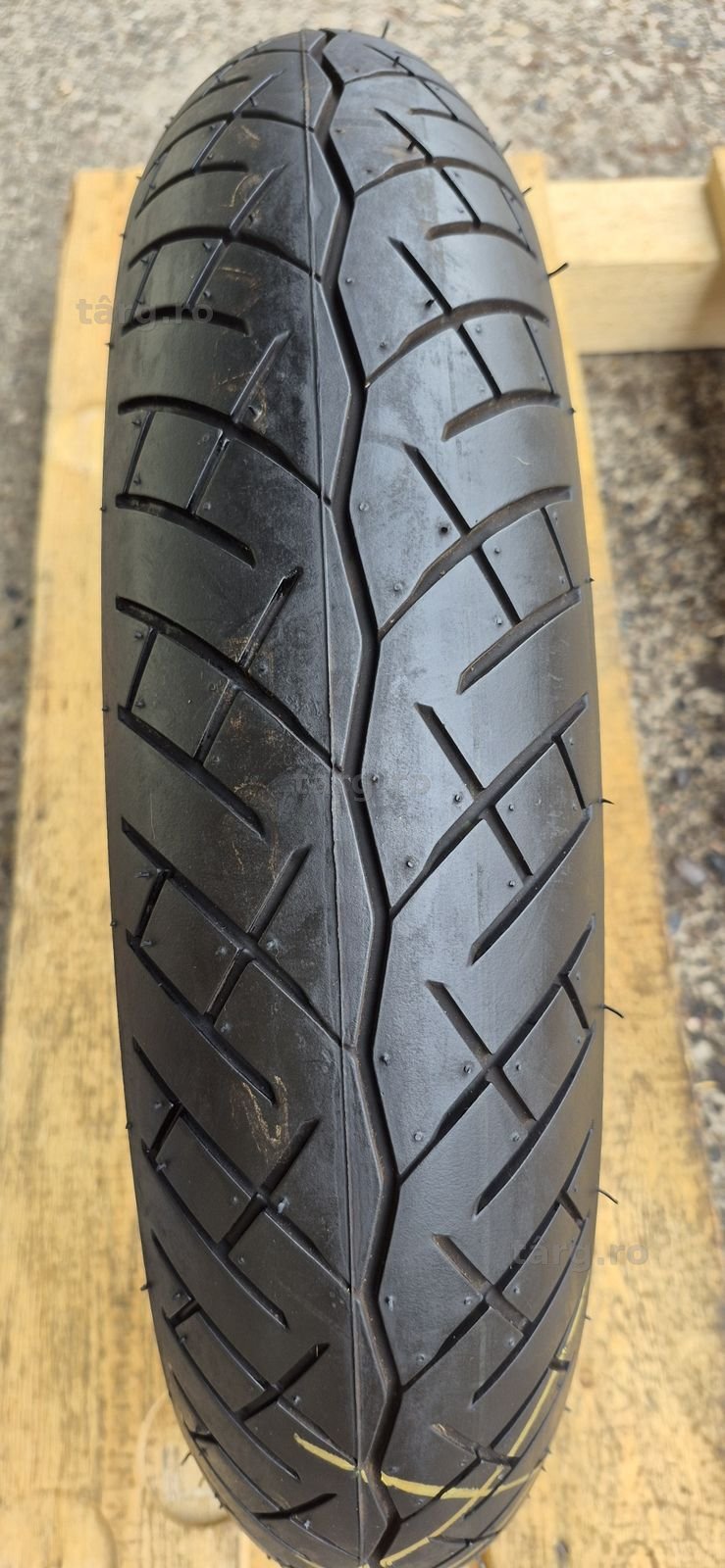 O anvelopa moto fata noua Bridgestone 120/80-16M/C. 2