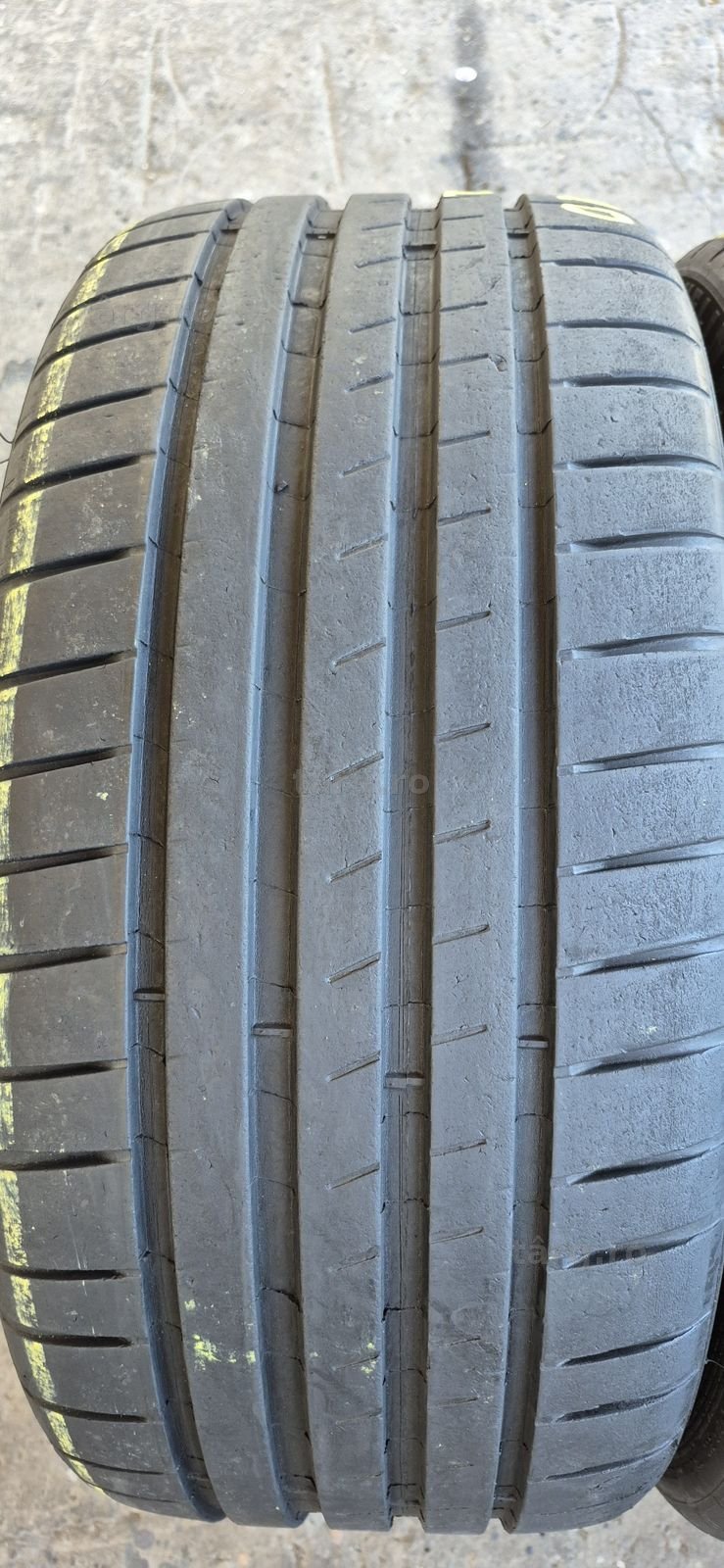 4 anvelope vara Michelin 245/35/20,dot 2021-2022.Pretul este pe bucata. 3