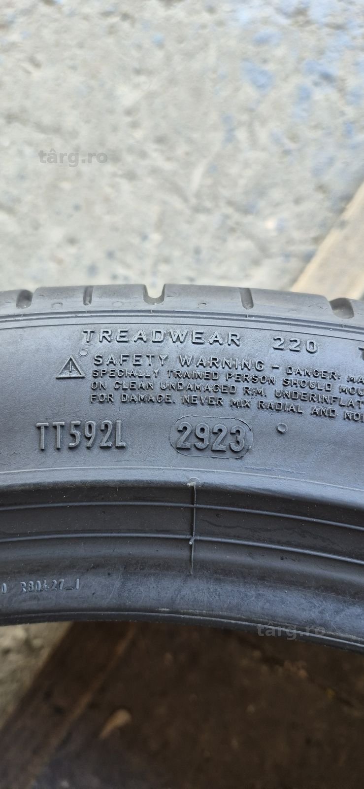 2 anvelope vara Pirelli 315/35/22,dot 2023.Pretul este pe bucata 6
