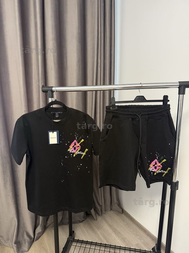 Compleu LOUIS VUITTON super calitate