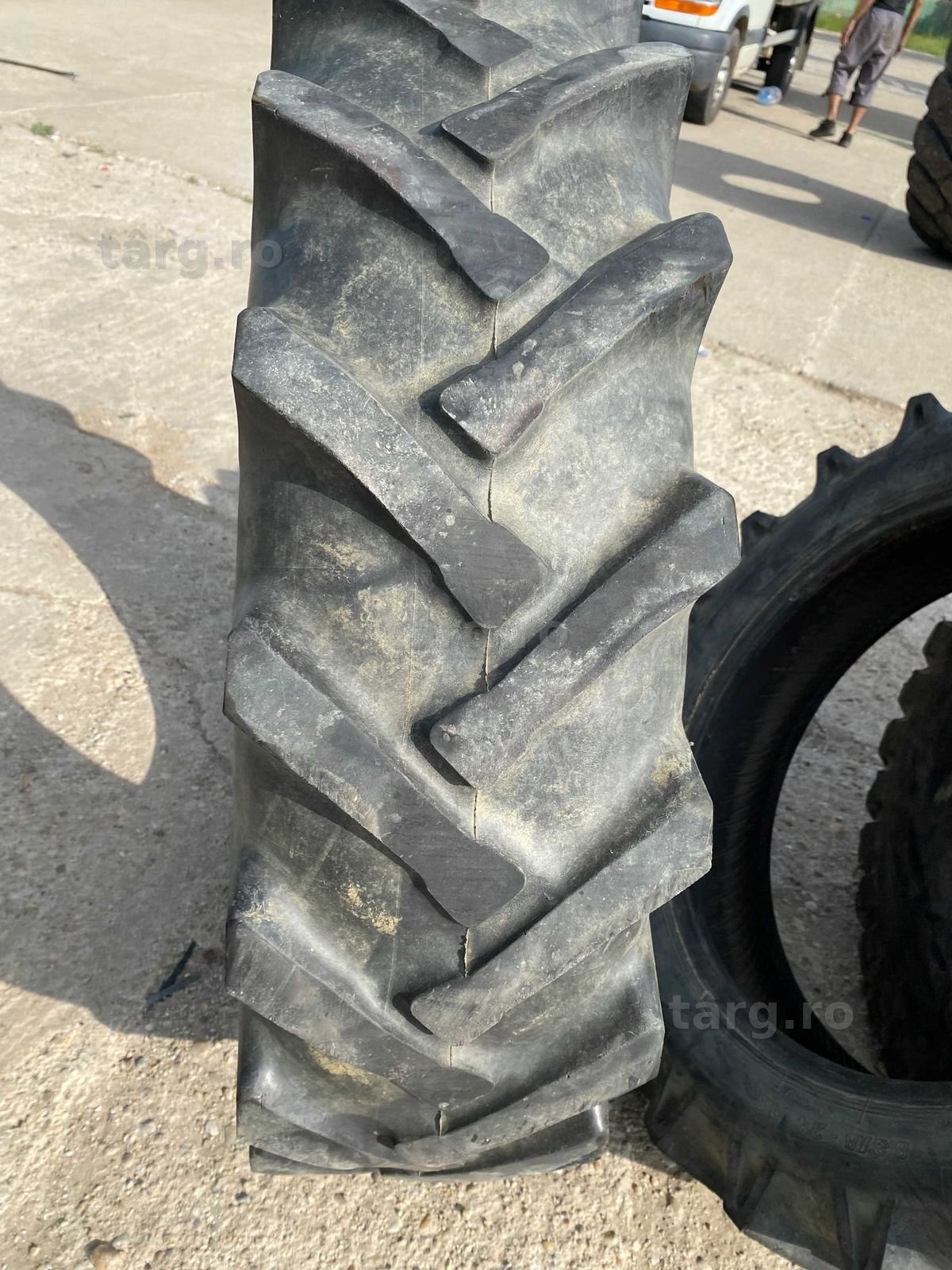 cauciuc 900 R24 Semperit