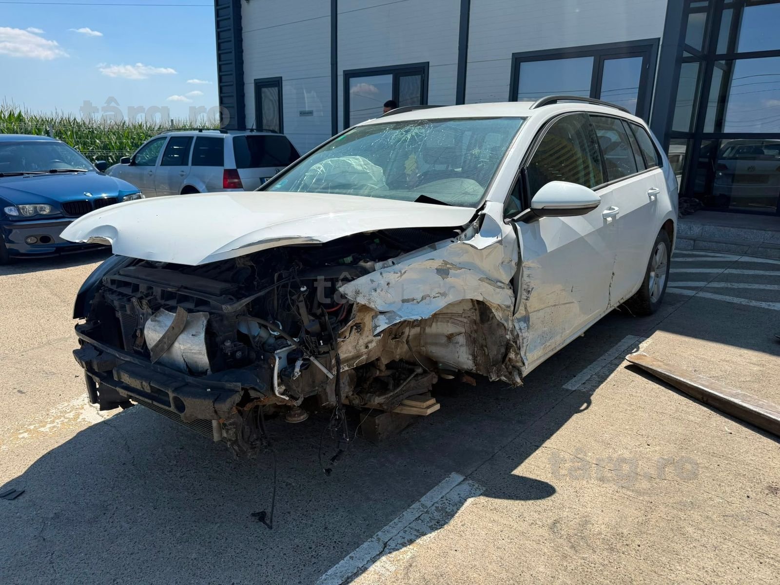 Dezmembrez Vw golf 7 break alb lc9a 2014 1.6 tdi CLHA volan stanga