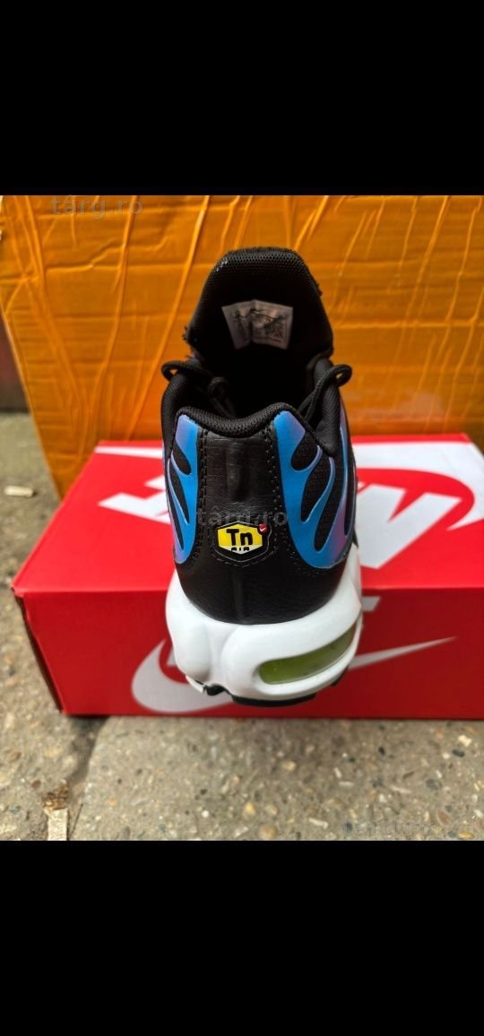Nike air max plus kaomoji 7