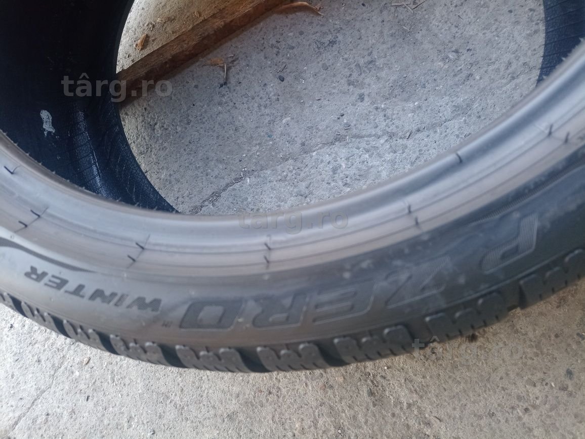 2 anvelope de iarna Pirelli 265/35 R19 dot 4520 5