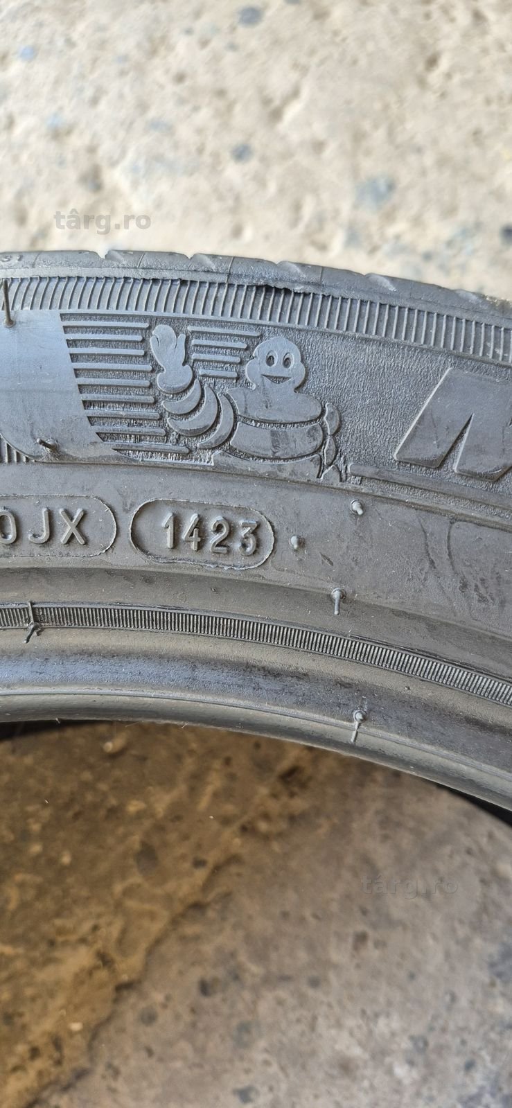 4 anvelope vara Michelin 205/55/19,ca si noi.Pretul este pe bucata 7