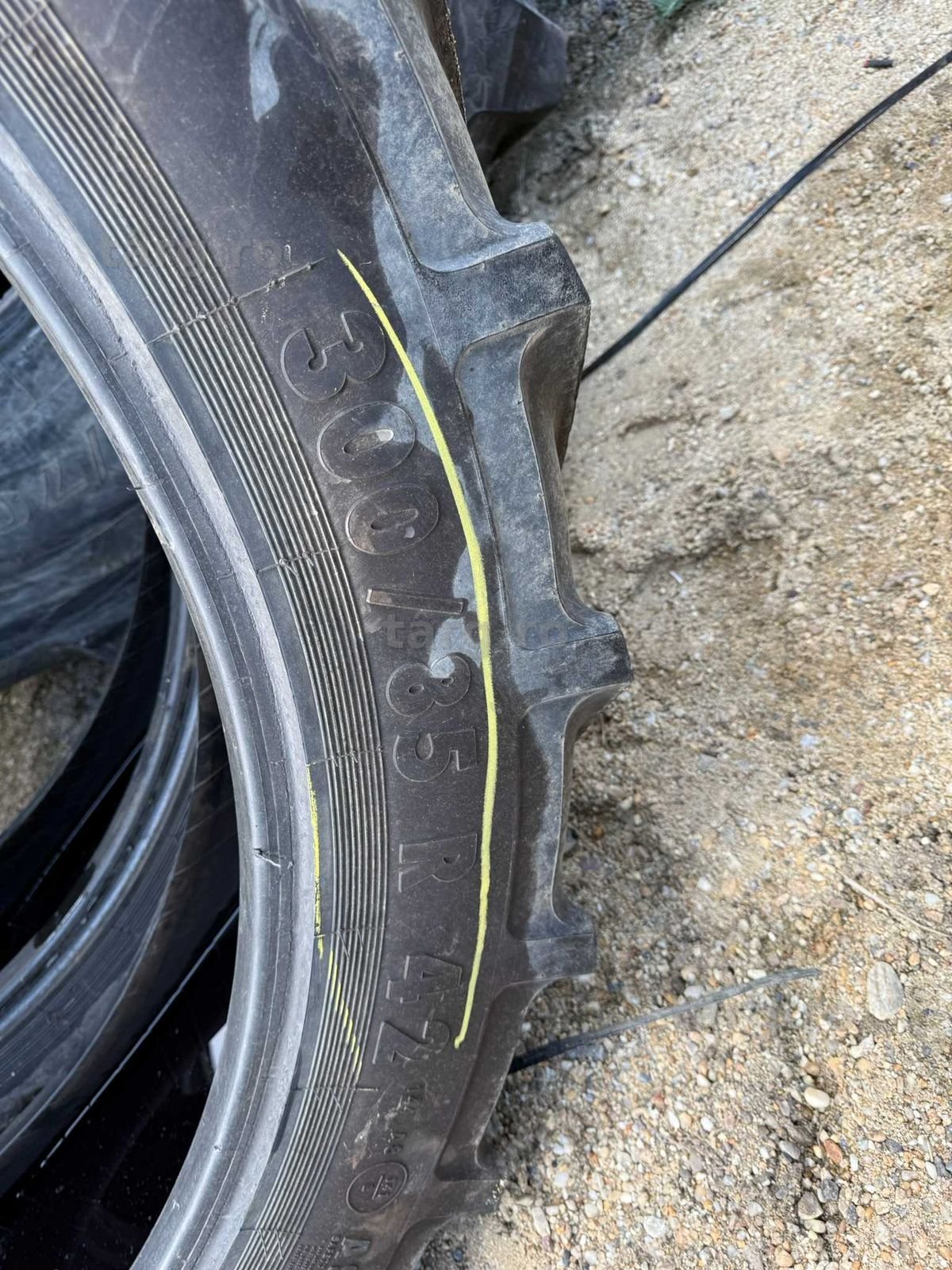 Anvelope 300.85 R42 Mitas 2