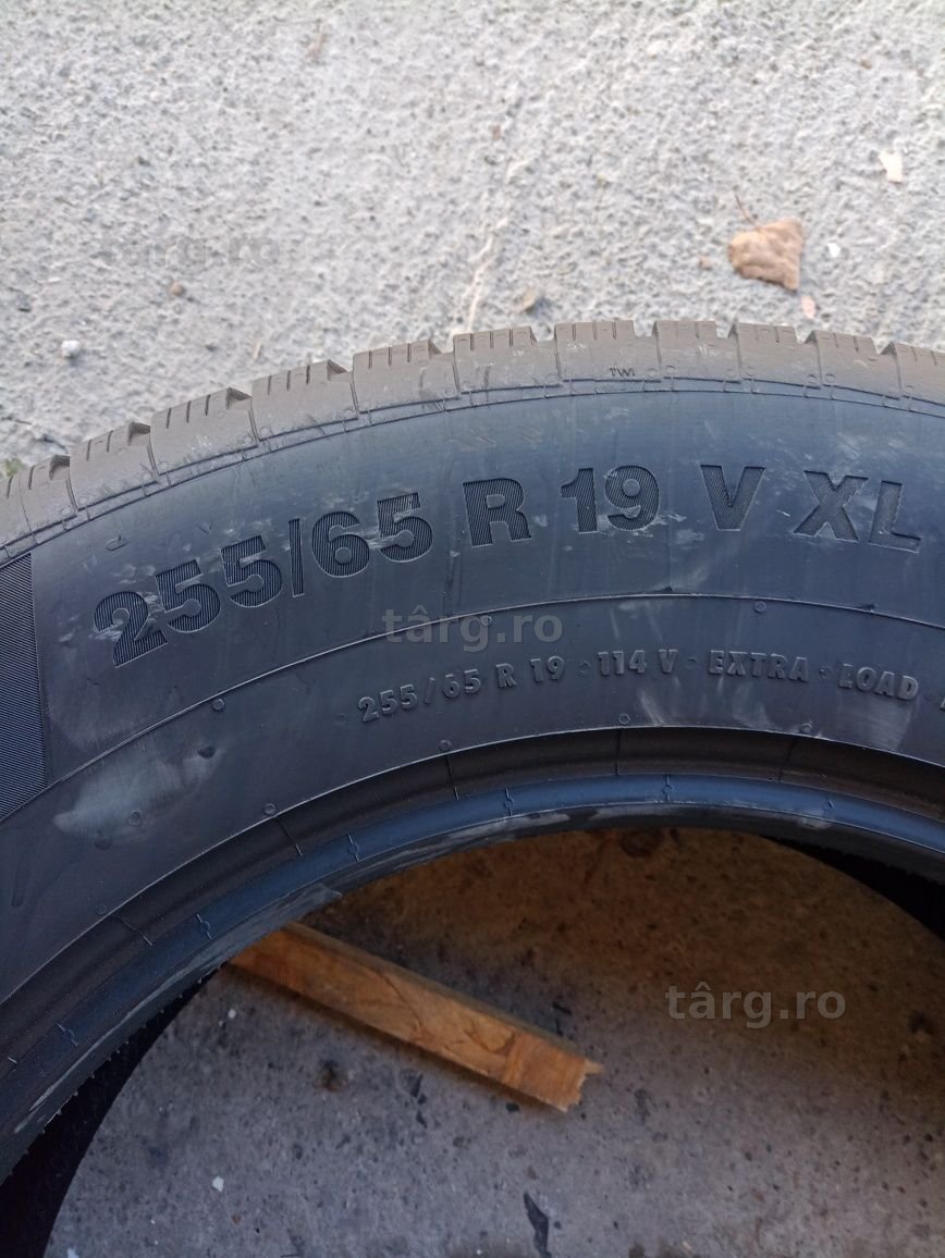 2 anvelope de iarna Continental 255/65 R19 dot 3221 2