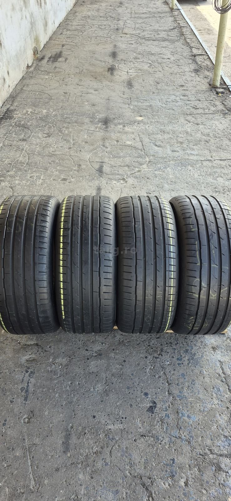 4 anvelope vara Hankook 255/45/19,dot 2022.Pretul este pe bucata.