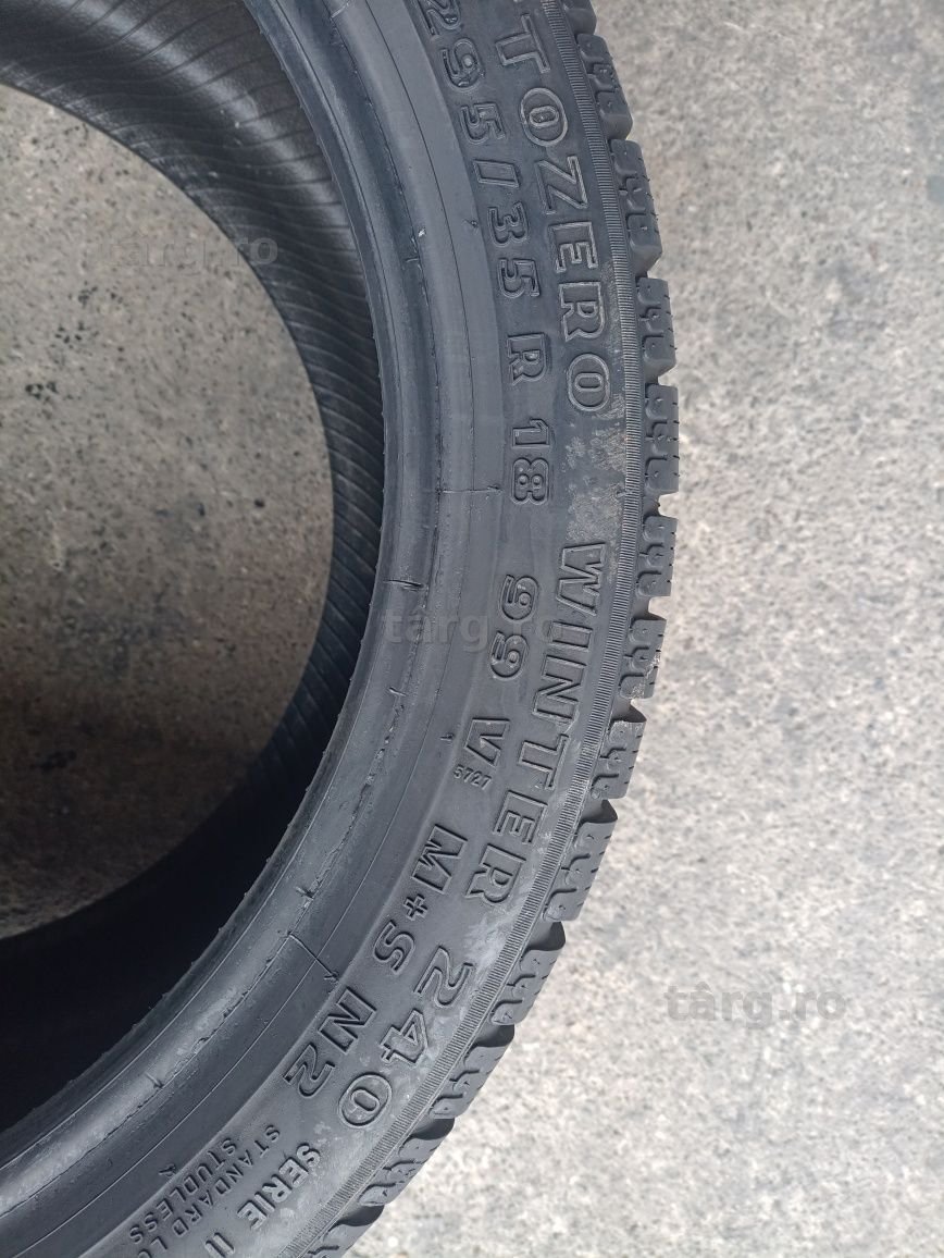 2 anvelope NOI de iarna Pirelli 295/35 R18 4