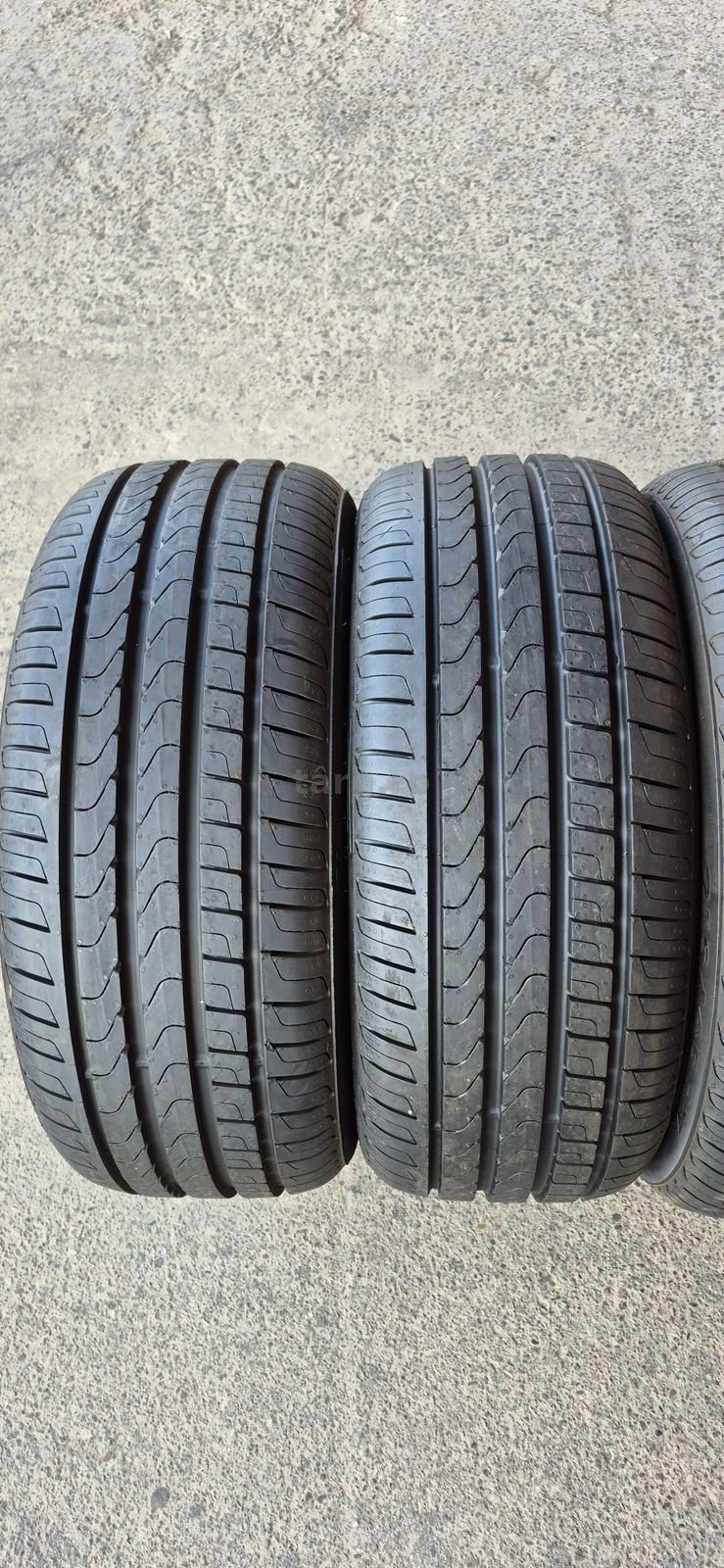 4 anvelope vara noi Pirelli 215/45/17.Pretul este pe bucata. 2