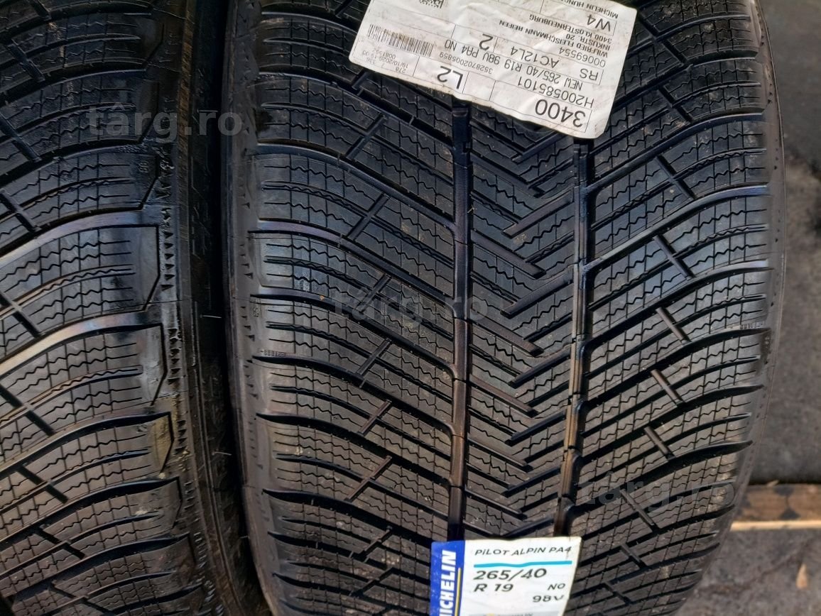 2 anvelope NOI de iarna Michelin 265/40 R19 dot 3820 3