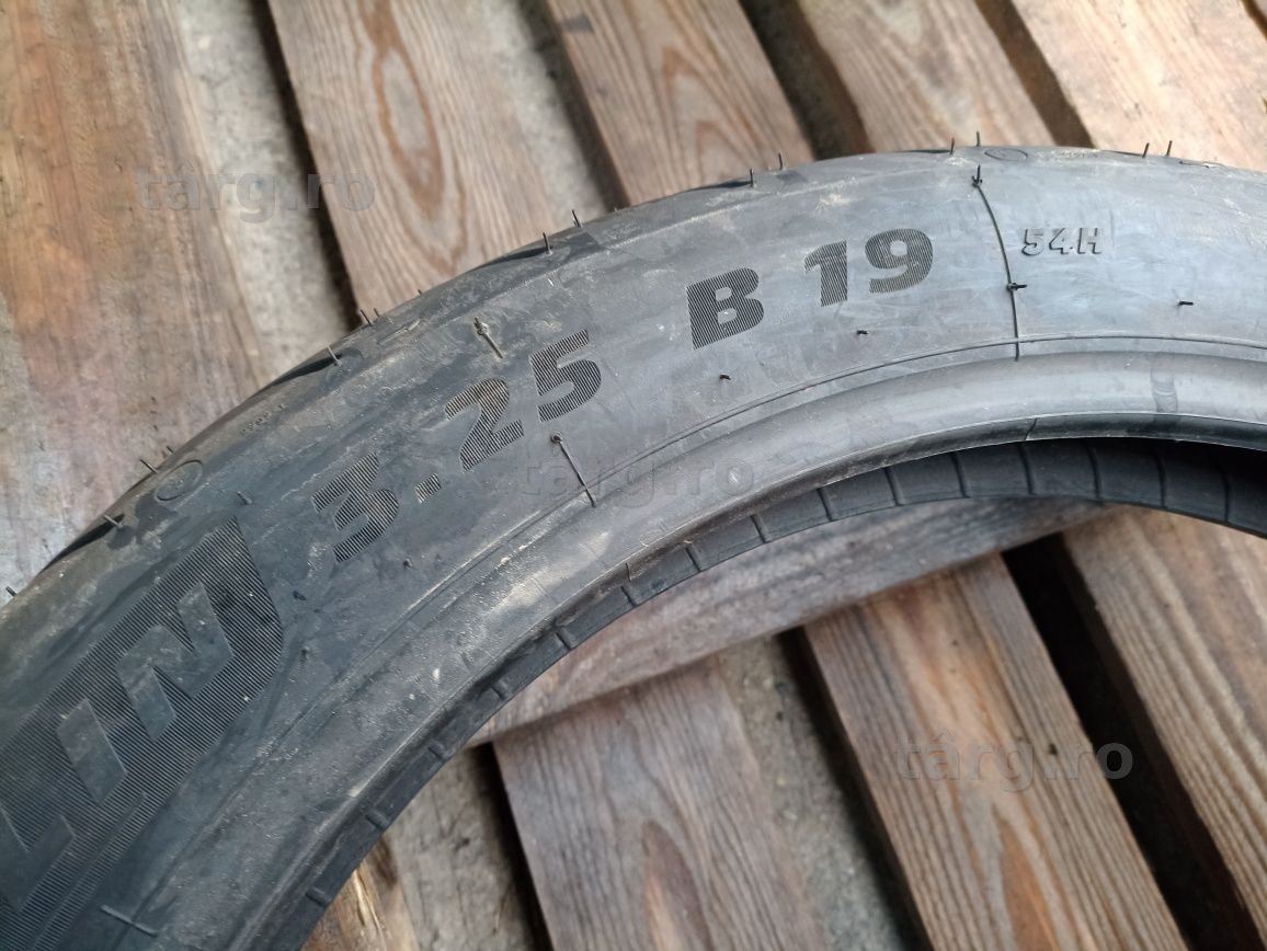 O anvelopa NOUA Michelin 3.25 B19 dot 4120 2