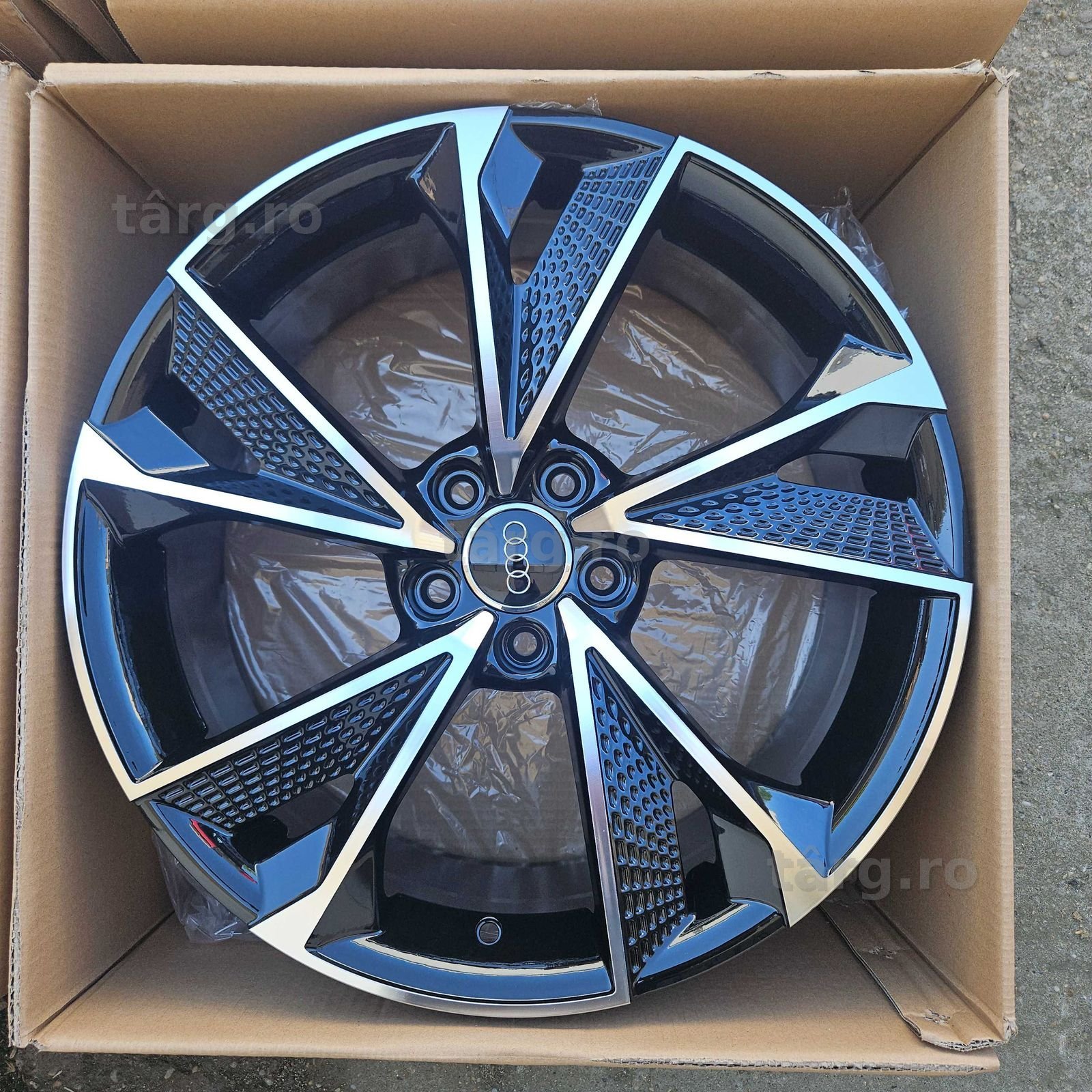 Jante noi Audi R18, R19 disponibile pe stoc