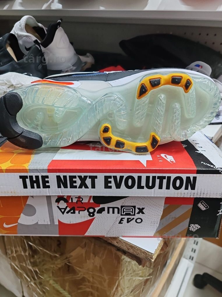 Nike vapor max evo 4