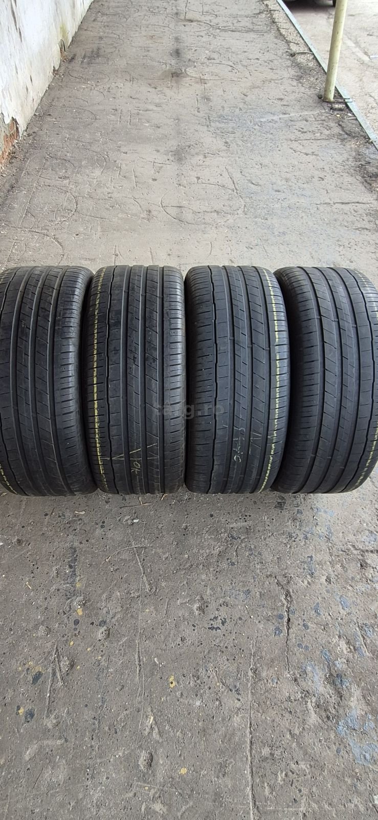 4 anvelope Hankook 285/45/21.Pretul este pe bucata.