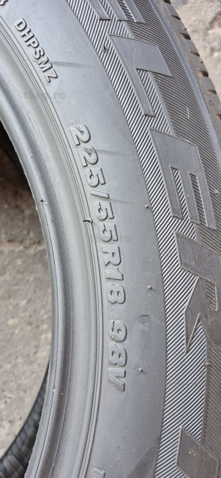 4 anvelope vara ca noi Bridgestone 225/55/18.Pretul este pe bucata. 7