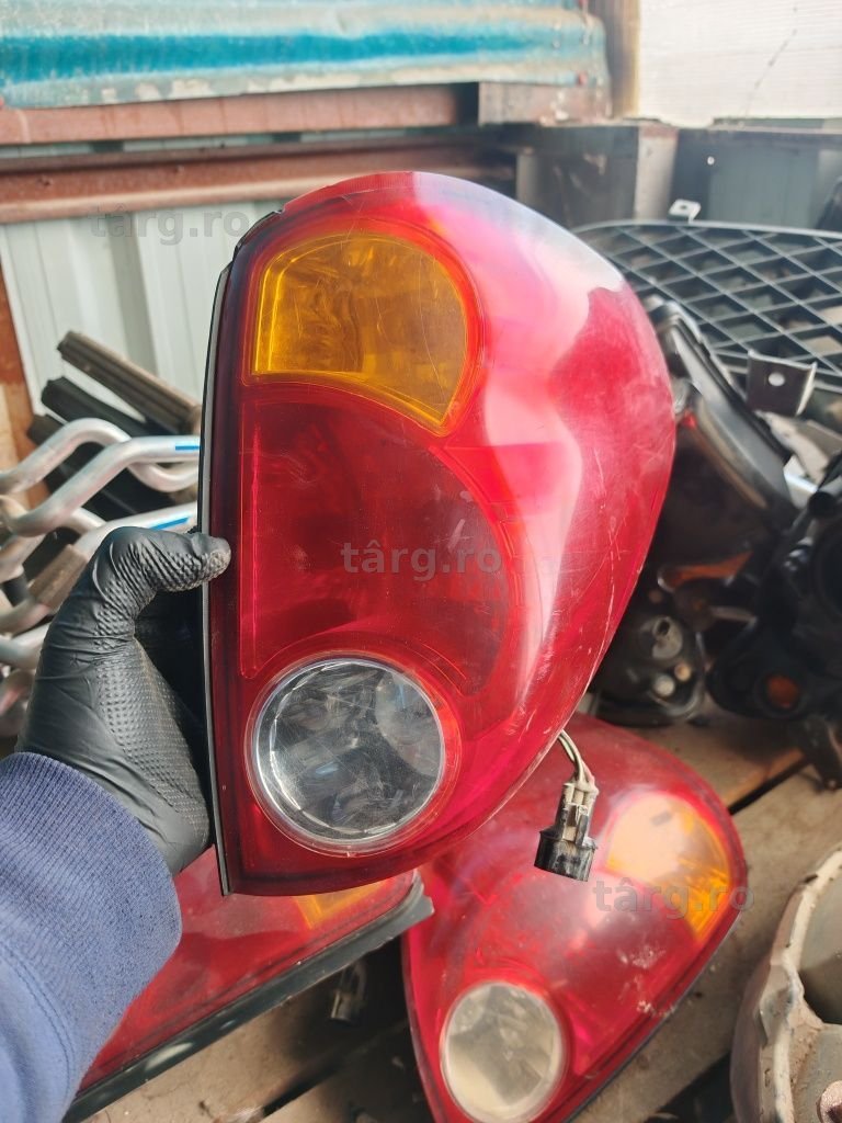 Lampa spate mitsubishi l200