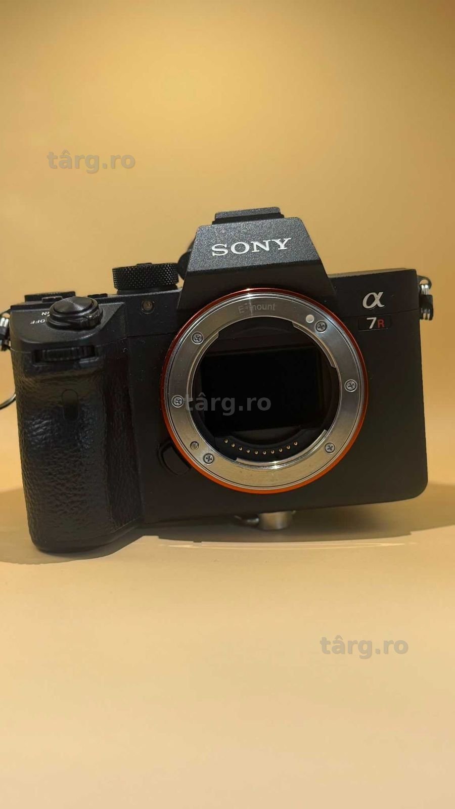 Hope Amanet P7 Aparat foto Mirrorless Sony Alpha A7R III 2