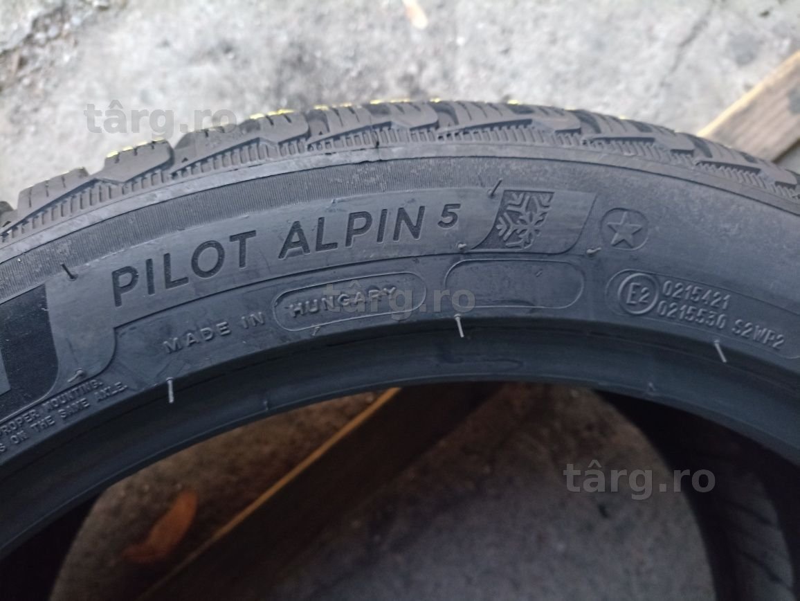 2 anvelope de iarna ca si noi Michelin 265/40 R19 dot 0523 5