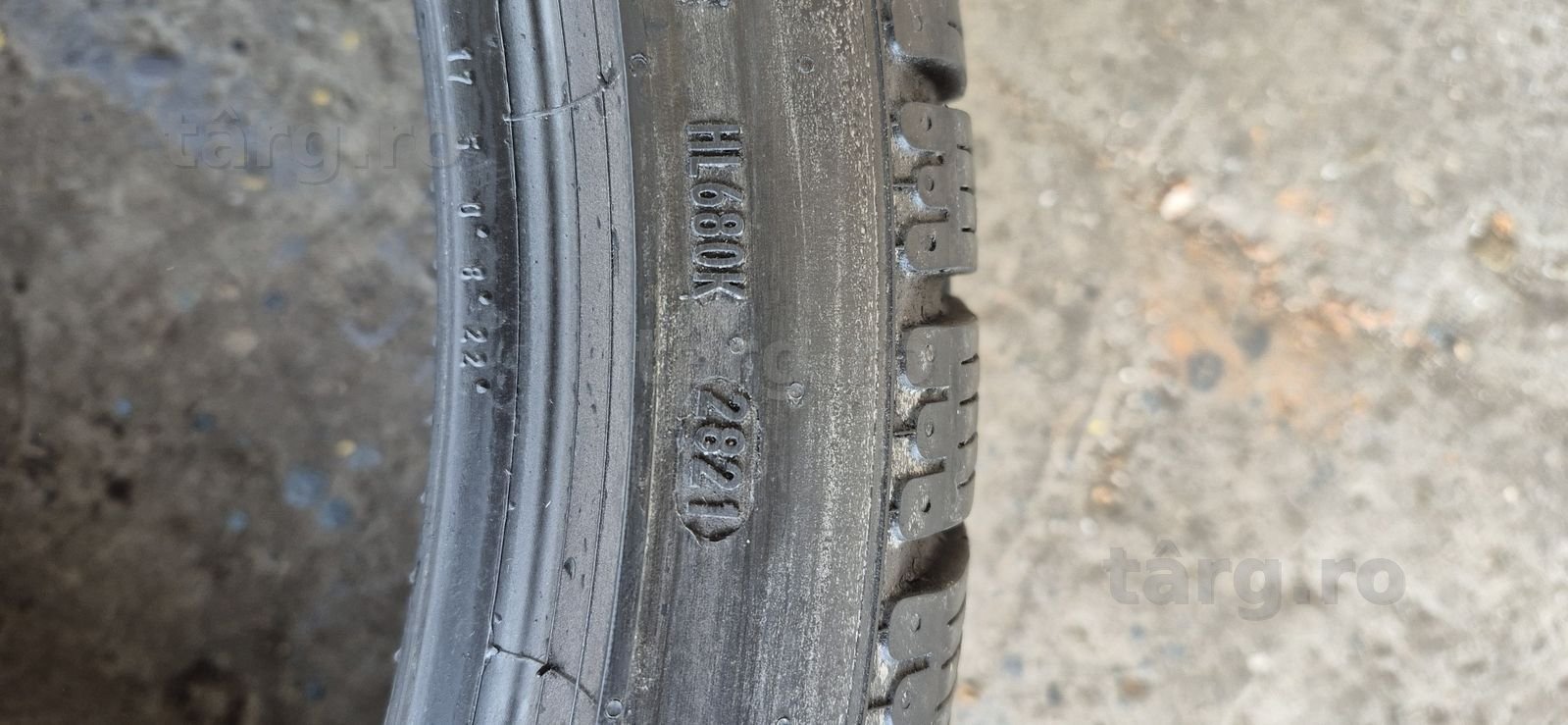 2 anvelope iarna Pirelli 305/30/21.Pretul este pe bucata. 7