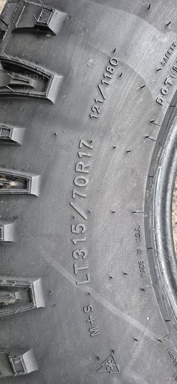 4 anvelope M+S ca si noi Goodyear 315/70/17.Pretul este pe bucata 7