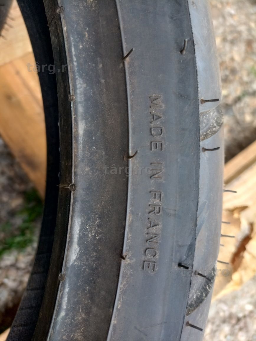 Doua anvelope NOI de fata Dunlop 120/70 R19 dot 1818 5