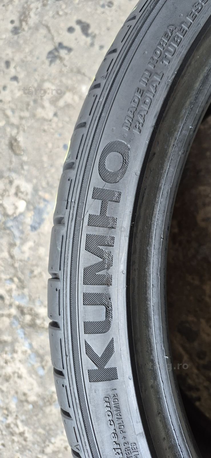 4 anvelope vara,fata Pirelli 245/35/20,spate Kumho 275/30/20.Pretul este pe bucata. 6