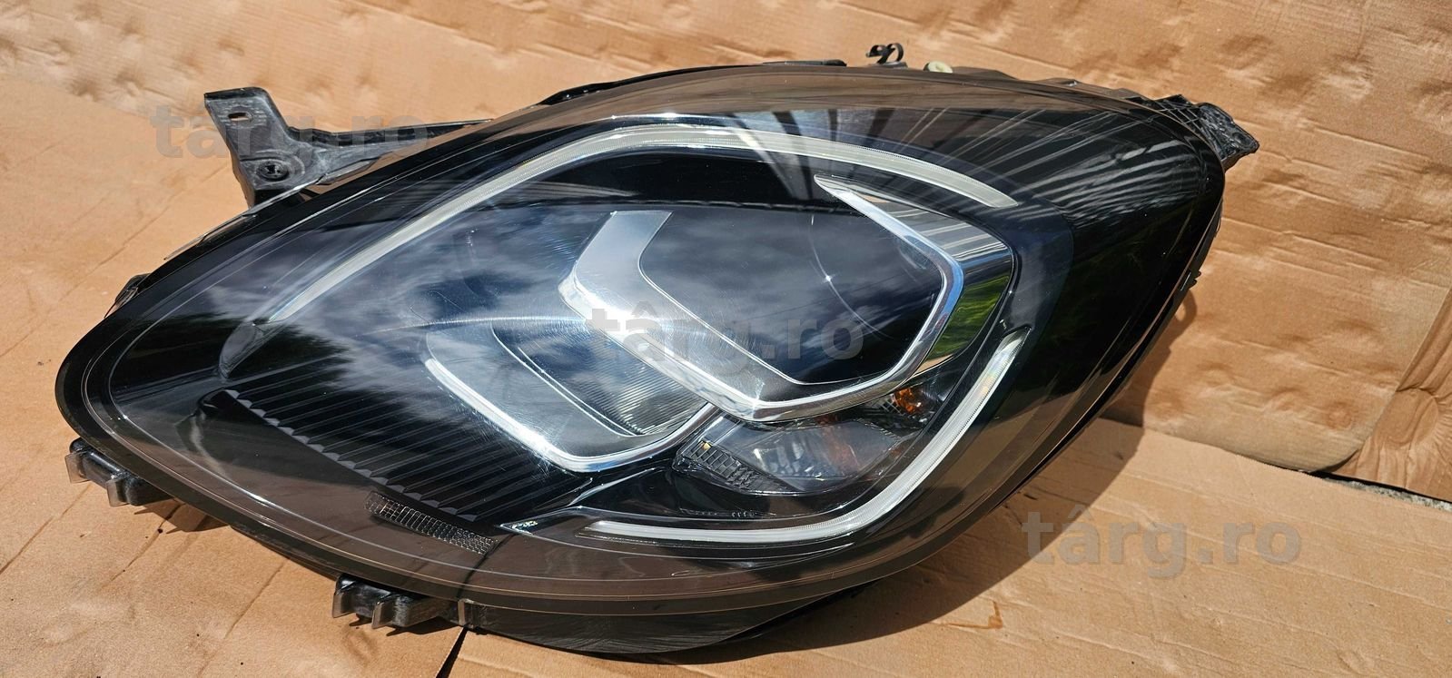 Far stanga halogen + Led Ford Puma 2020 2021 / 2022 2023