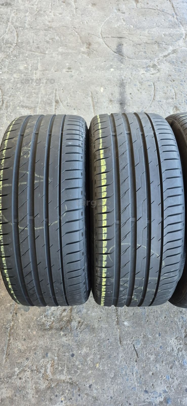 4 anvelope vara Nexen 225/35/19,dot 2022.Pretul este pe bucata. 2