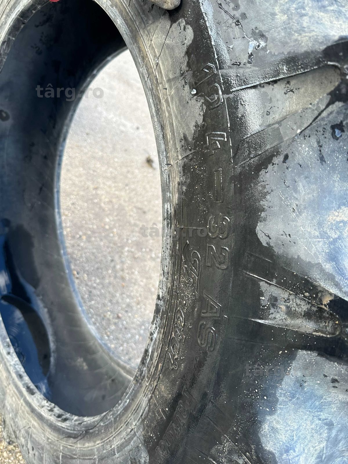 Cauciucuri 12.4 R32 Semperit 3