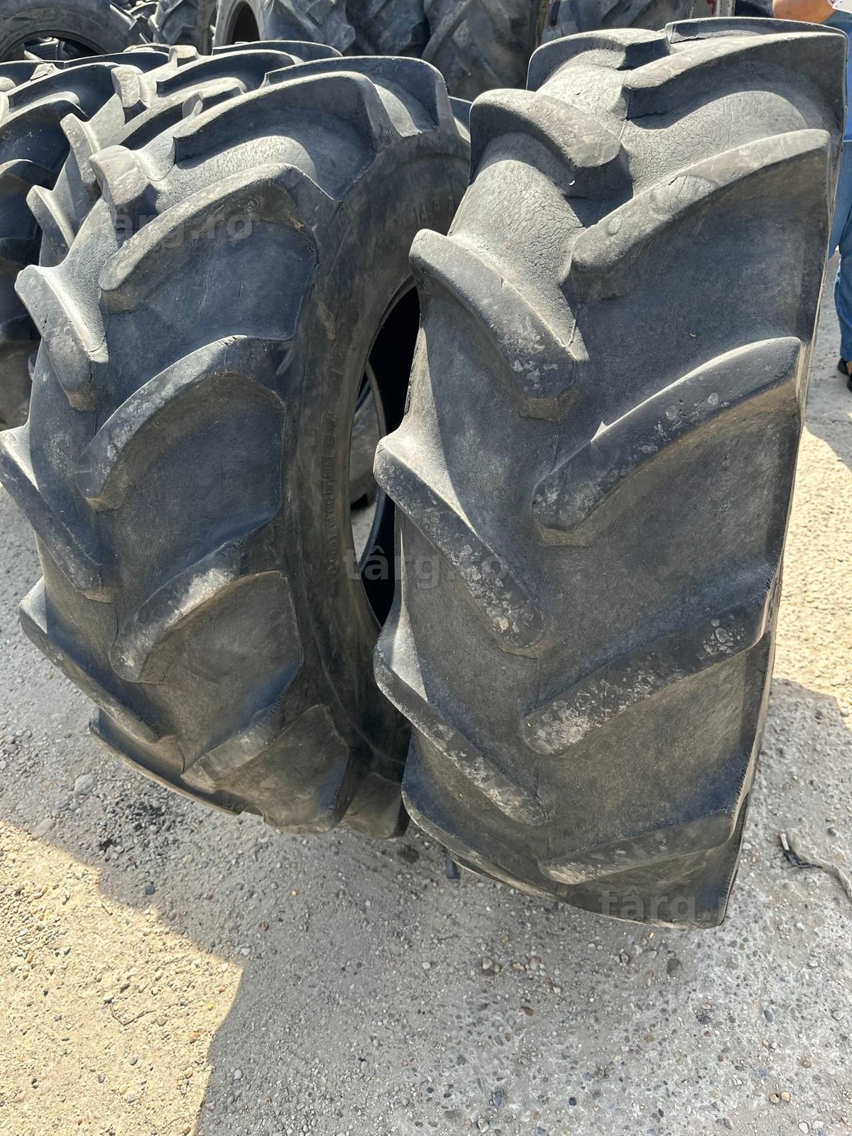Anvelope 14.9 R24 Continental