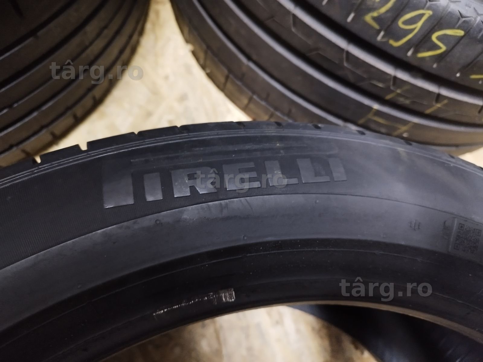 4 anvelope de vară RFT Pirelli 305/40/20 spate cu 275/45/20 fata 2