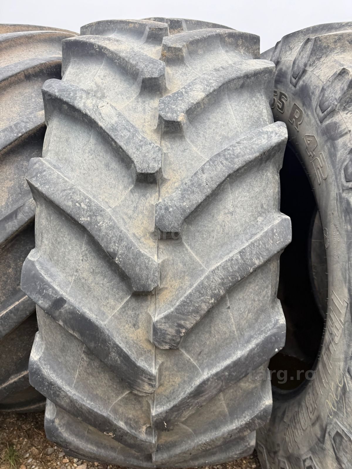 650/65r42 trelleborg 2