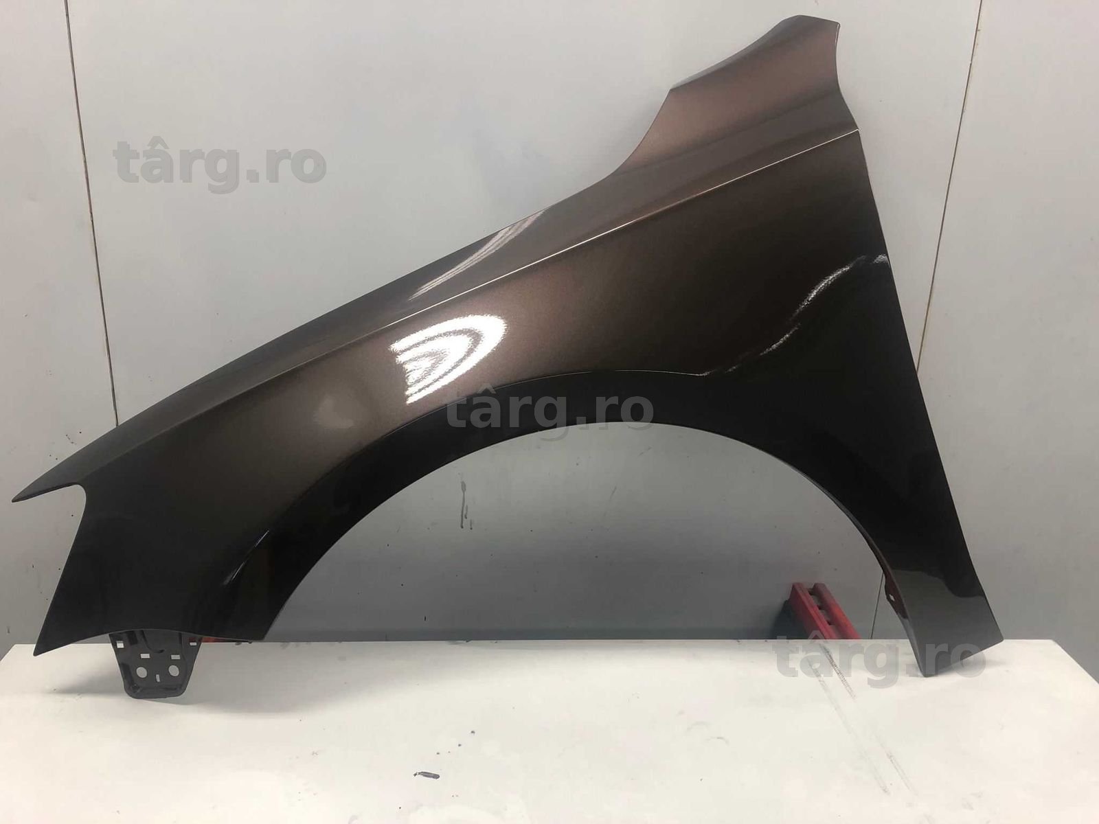 Aripa Fata Stanga VW Jetta 4 IV Mk4 An 2011-2014 (LA8X (Maro))