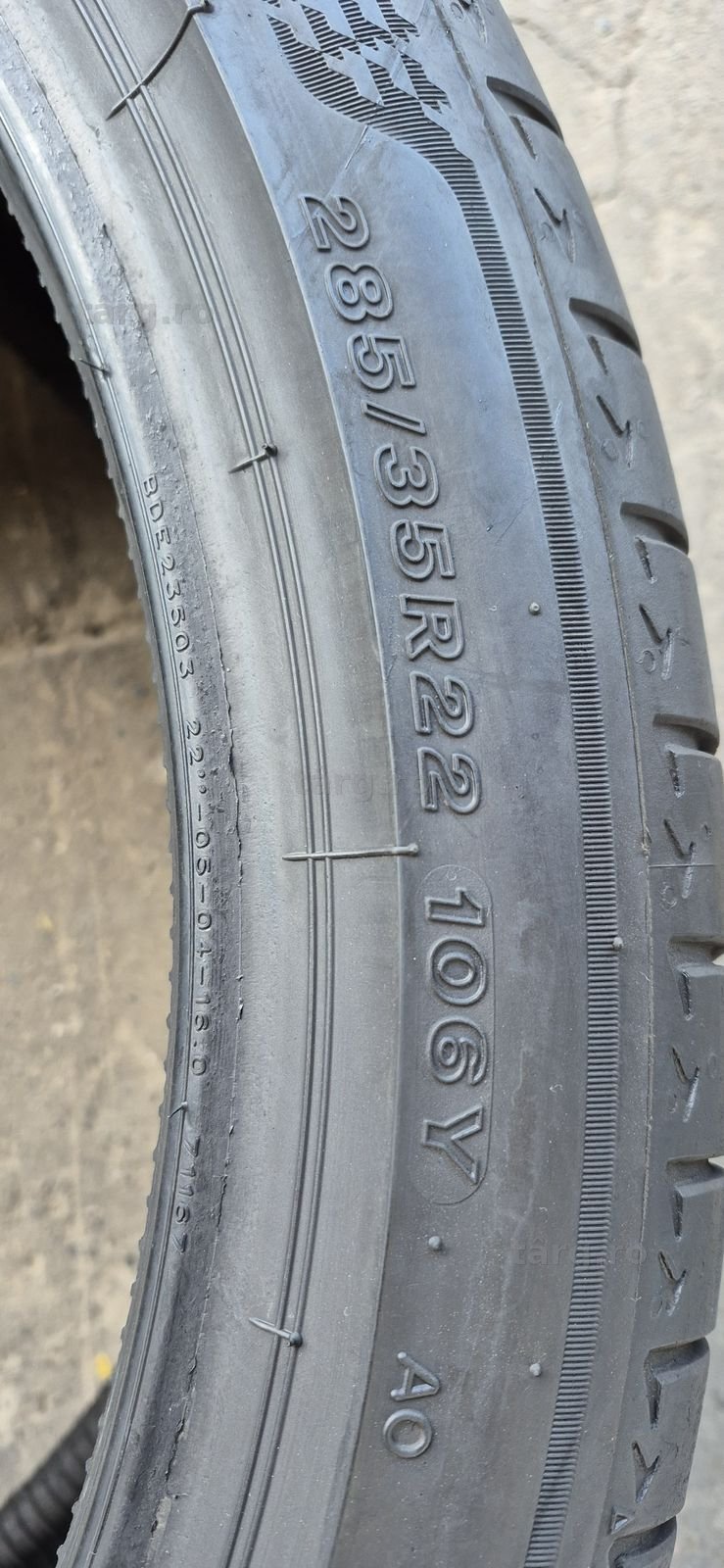 2 anvelope vara Bridgestone 285/35/22,dot 2022.Pretul este pe bucata. 5