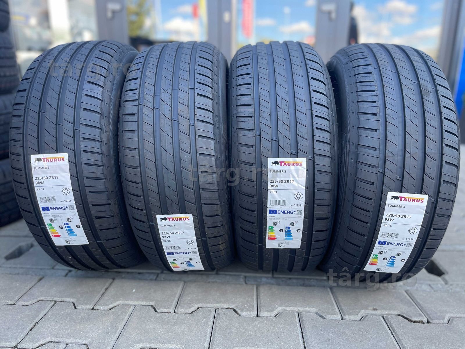 225/50r17 98W XL Taurus Summer 3