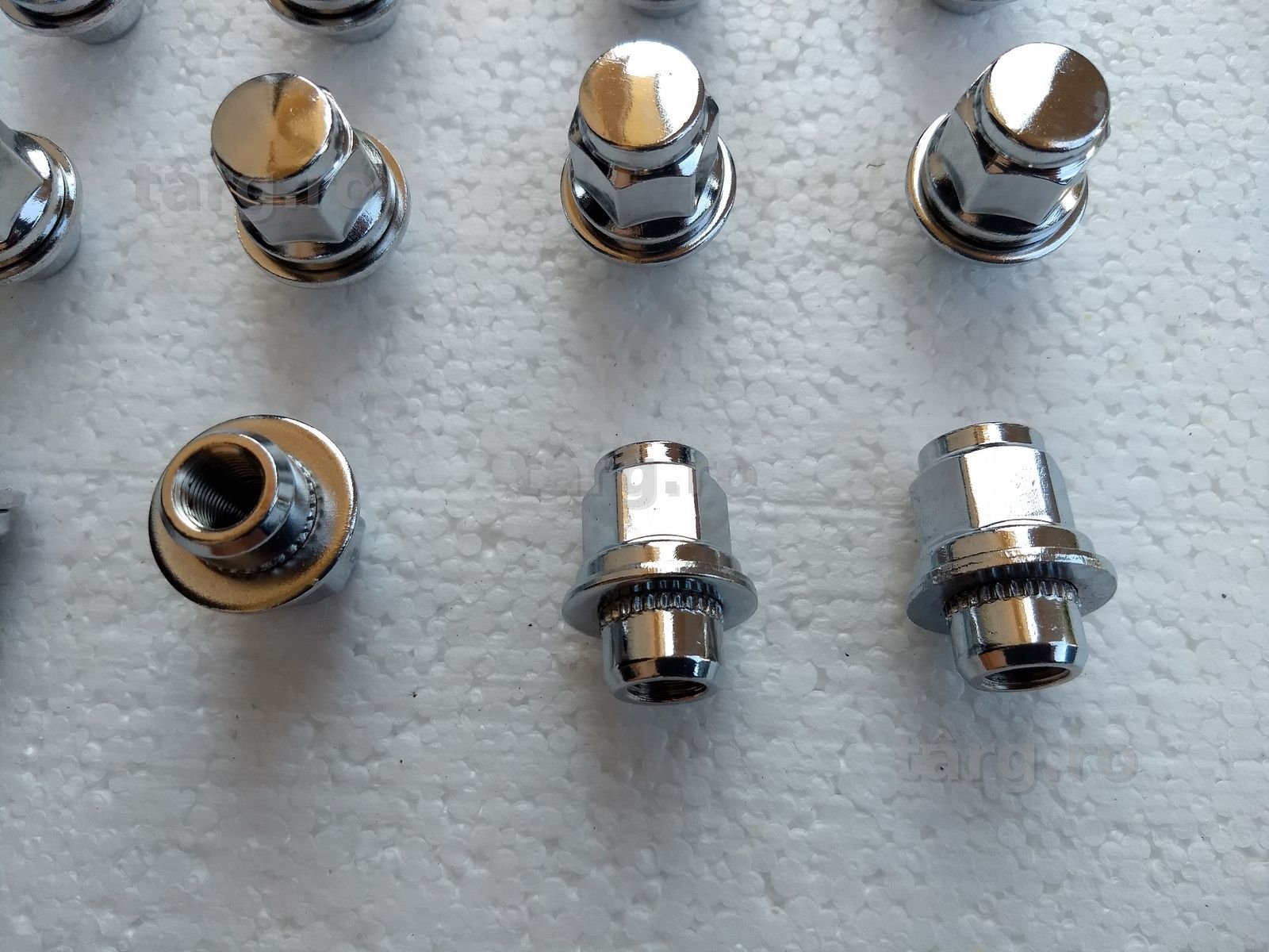 Prezoane Piulite Jaguar  M12x 1.5 cu șaibă plata