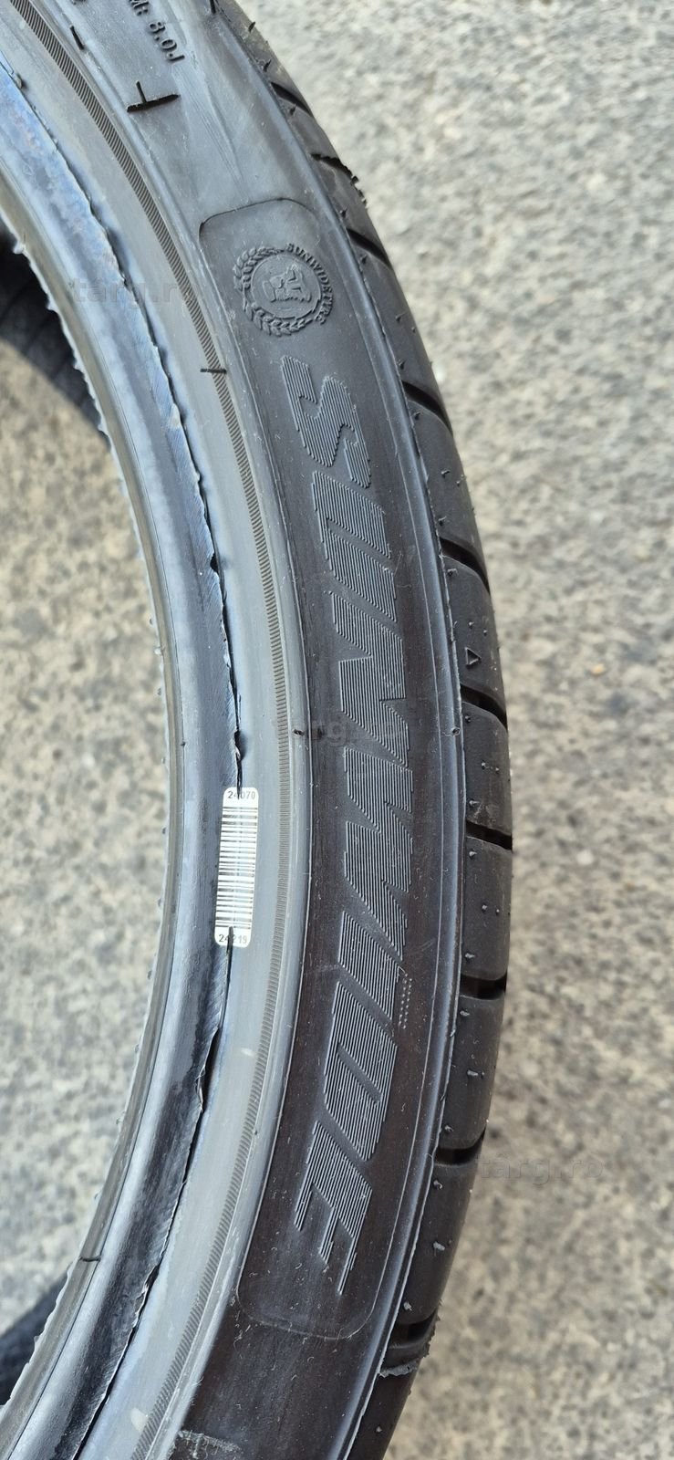 4 anvelope vara noi Sunwide,fata 225/35/19,spate 255/30/19,dot 2025.Pretul este pe bucata. 3