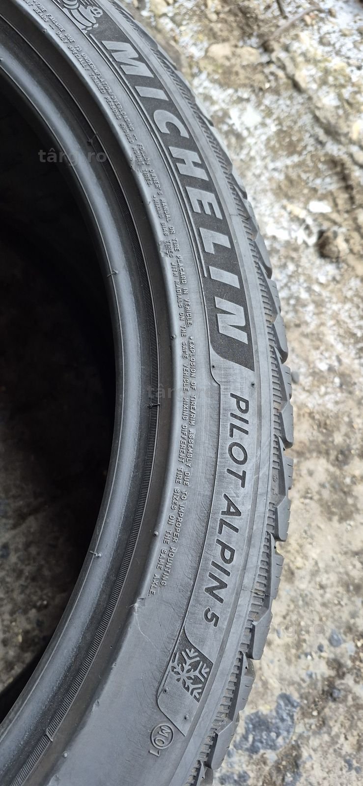 2 anvelope iarna Michelin 295/35/20,dot 2020.Pretul este pe bucata. 4
