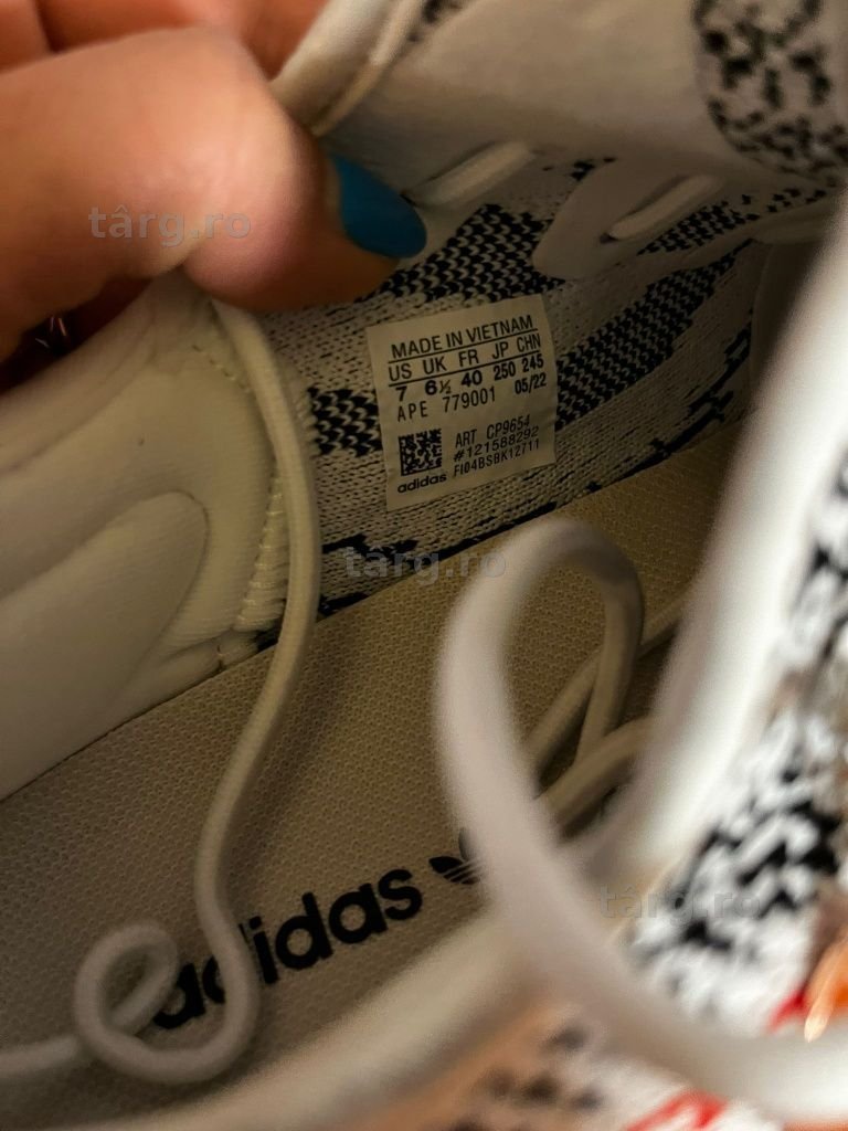 Adidas yeezy boost sply zebra 5