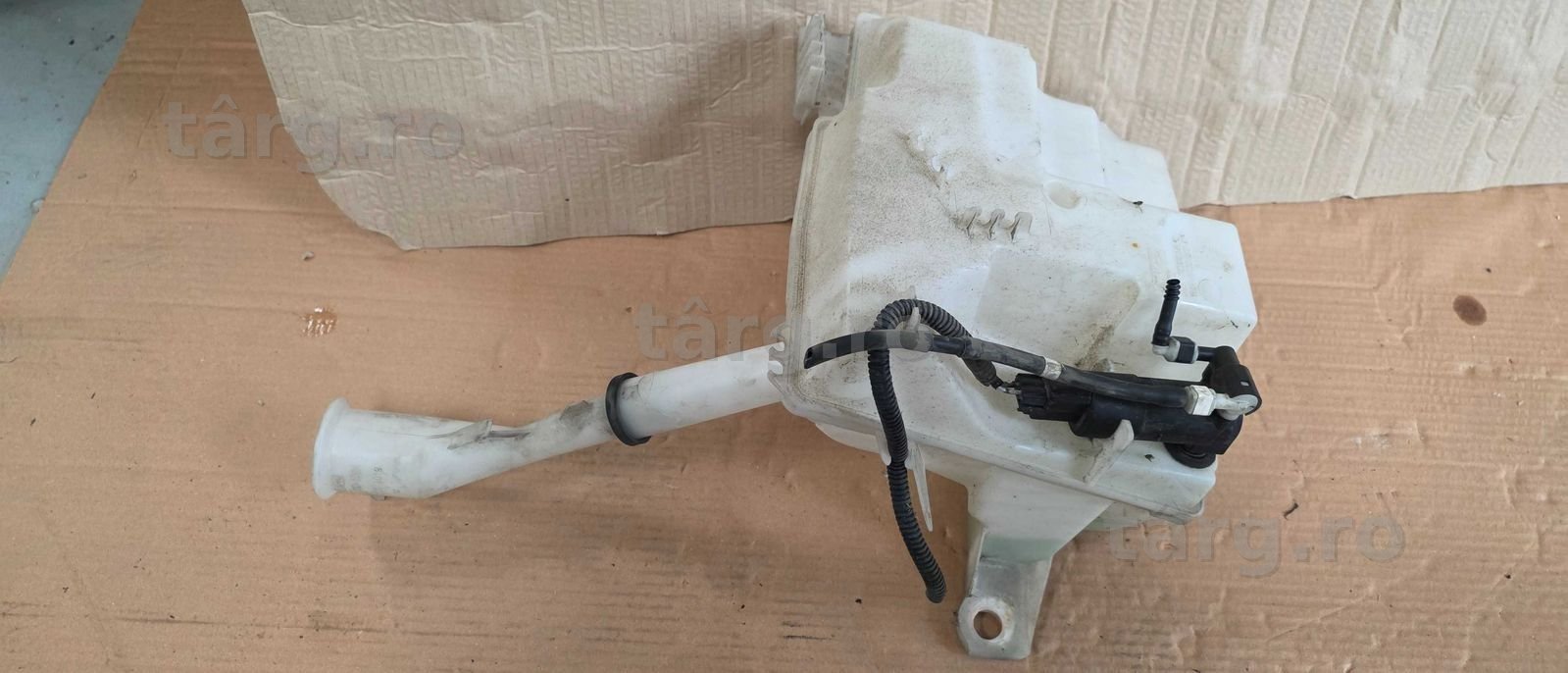 Vas lichid parbriz Ford Focus 3 1.6 TDCI 2011 2012 / 2013 2014