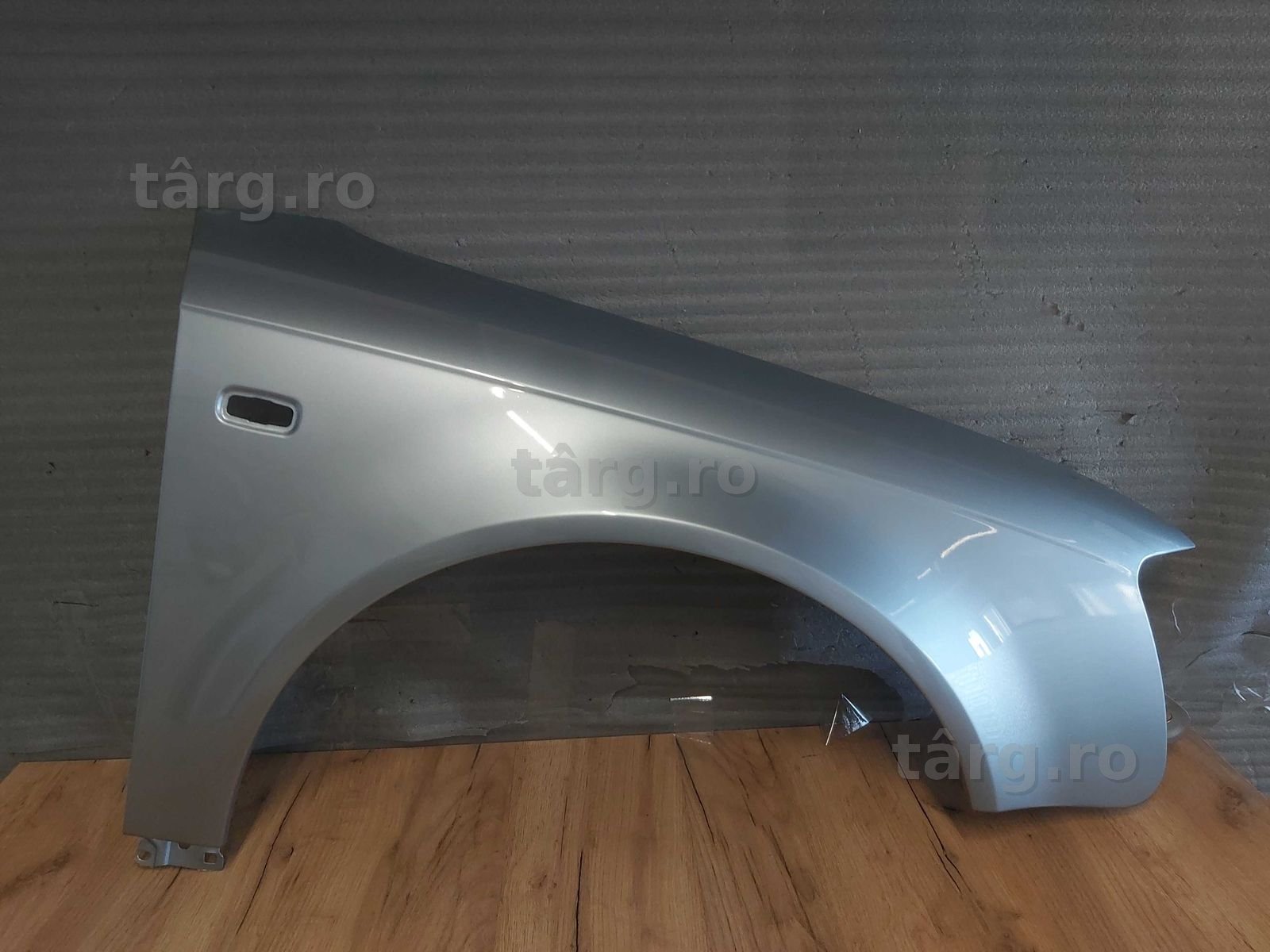 Aripa Fata Dreapta Audi A4 B7 An 2004-2007 (LY7G (Gri))
