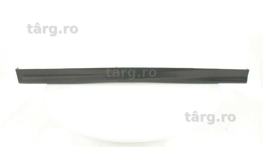 Praguri laterale BMW E46 Sedan / Compact 1998-2005 plastic negru