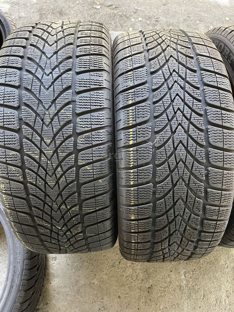 4 anvelope de iarna Dunlop fata 265/45/20 spate 295/40/20 2