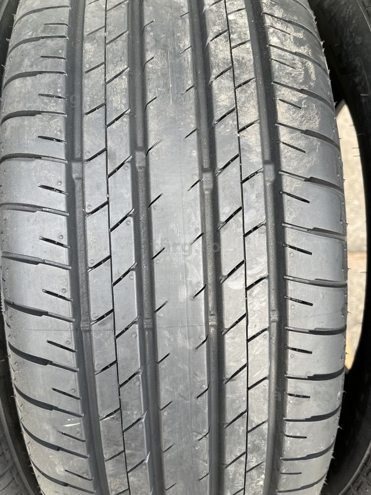 4 anvelope de vara Noi 225/60/18 Bridgestone 4