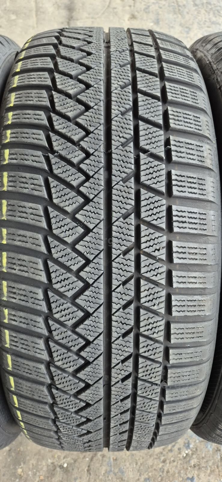 4 anvelope iarna ca noi Continental 265/50/20.Pretul este pe bucata. 3