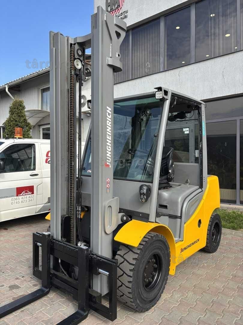 Stivuitor - Motostivuitor Jungheinrich DFG-540-S Anul fabricației: 2020