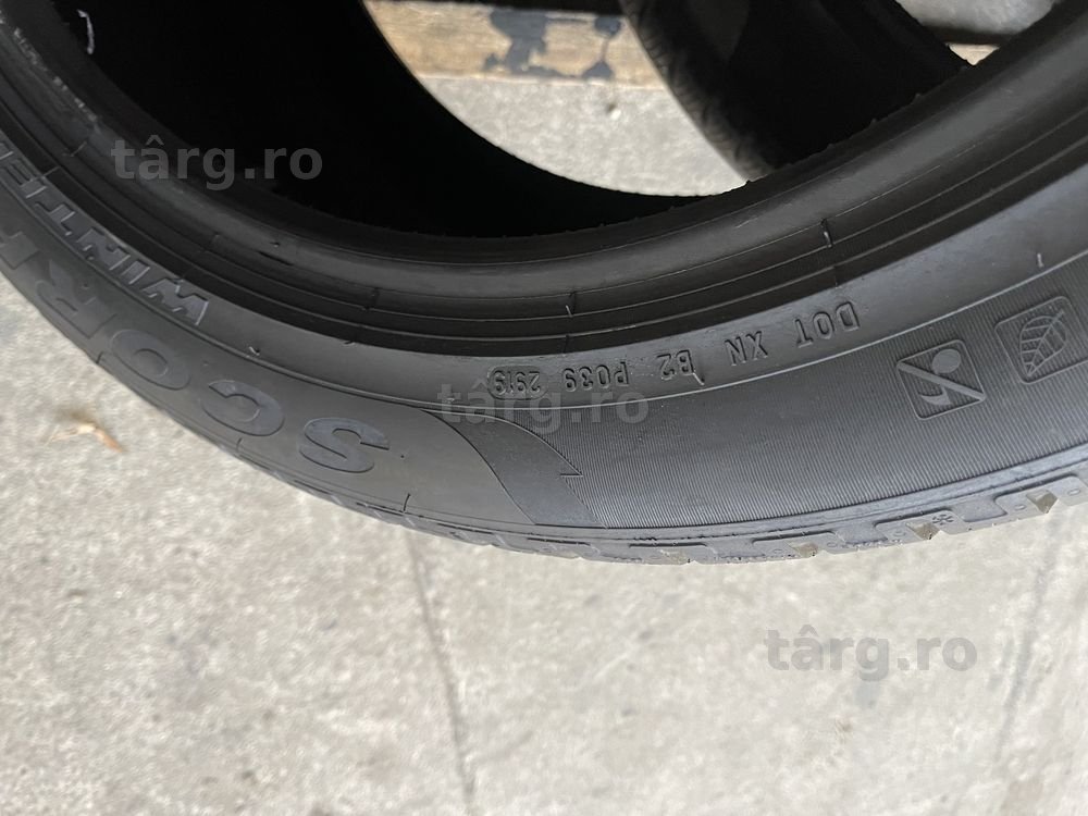 4 anvelope de iarna 295/40/20  Pirelli 6
